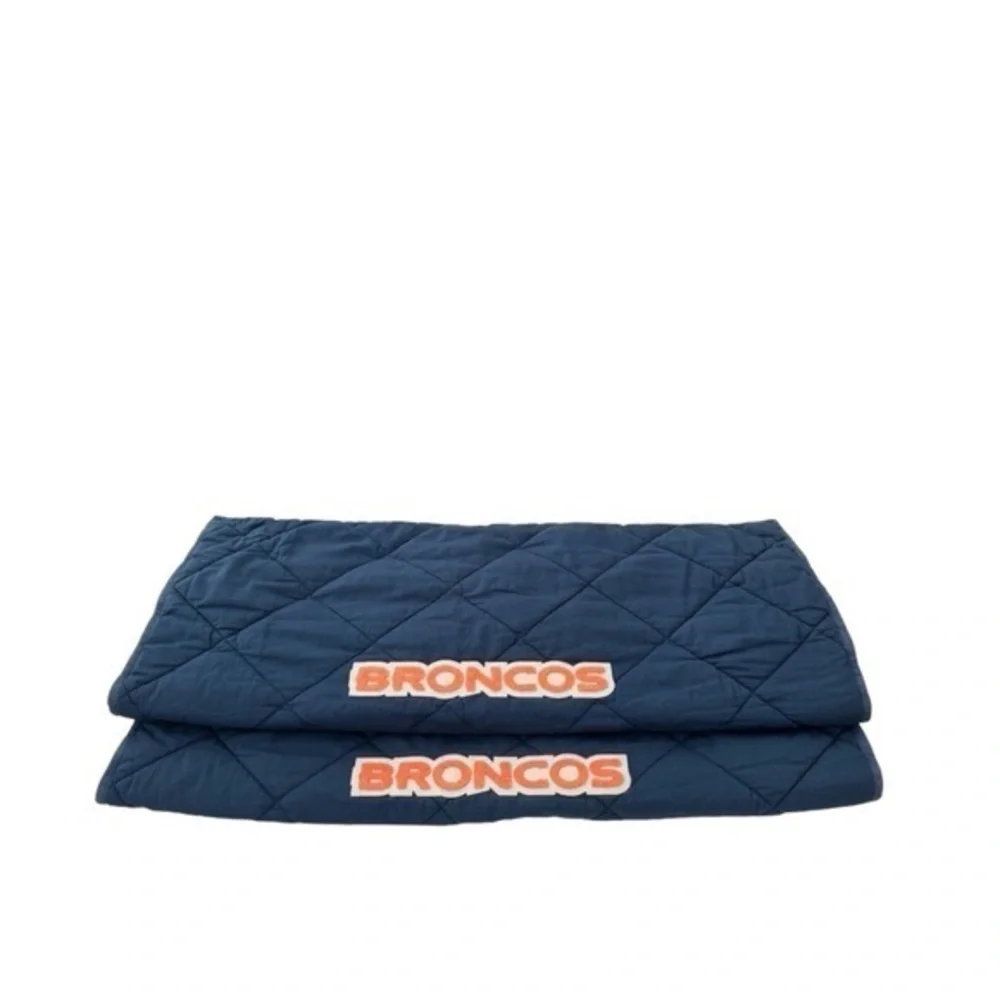2 x Pottery Barn Teen Broncos NFL Navy Blue‎ Standard Pillow Shams